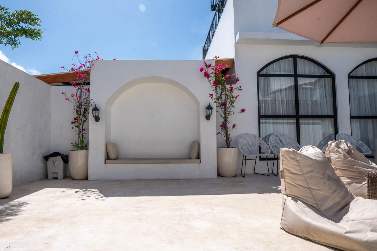 Bali Vacation Rentals 4 Bali Poolside
