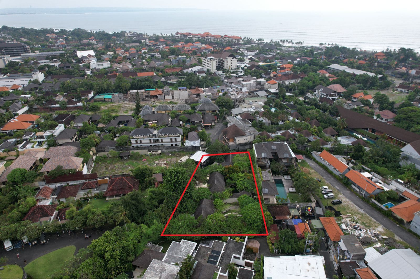 Rare Premium Land for Sale in Petitenget 4 Rare Premium Land for Sale in Petitenget - Image 4