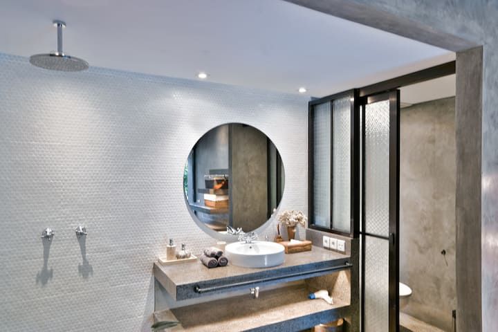 FOR SALE: YOUR DREAM VILLA AWAITS IN CANGGU - Image 11