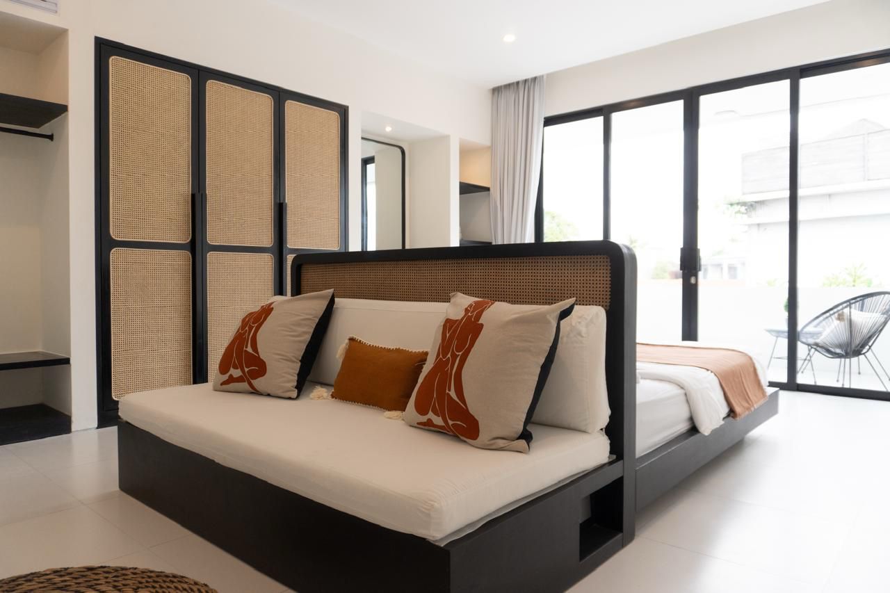 Pererenan Beach Villa For Rent – Modern Mediterranean Collage Style - Image 8