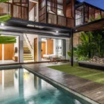 villa zoom out
